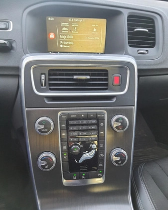 Volvo S60 cena 67800 przebieg: 172600, rok produkcji 2016 z Gdańsk małe 56